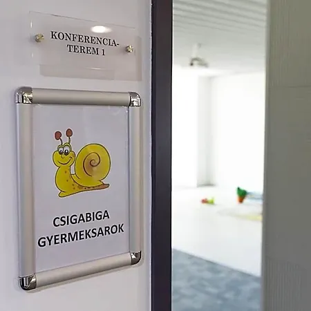 Szálloda Tok *